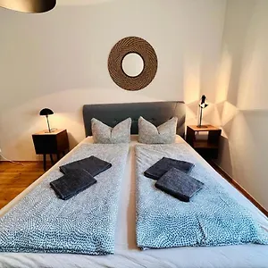 Alte Schönhauser Lux Apartment Berlin